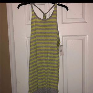 Cabi tank NWT